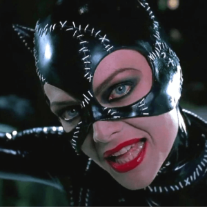 Michelle Pfeiffer in “Batman Returns”: A Mesmerizing Performance That Redefined Catwoman Michelle Pfeiffer in “Batman Returns”: A Mesmerizing Performance That Redefined Catwoman