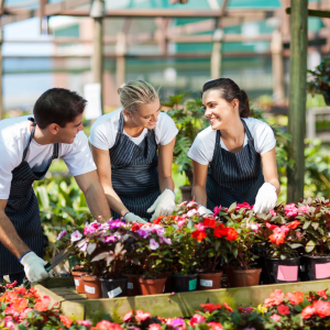 10 Customers Who Prove Retail Workers Deserve Medals 10 Customers Who Prove Retail Workers Deserve Medals