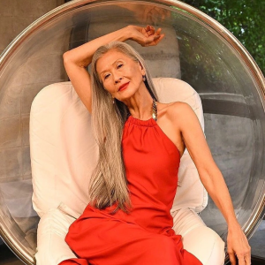 Rosa Saito: Redefining Beauty and Breaking Barriers in Fashion at 73 Rosa Saito: Redefining Beauty and Breaking Barriers in Fashion at 73
