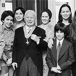 Hollywood’s Royal Families: 7 Dynasties That Shaped the Film Industry Hollywood’s Royal Families: 7 Dynasties That Shaped the Film Industry