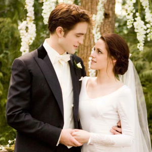 Kristen Stewart Marries Dylan Meyer in a Heartfelt Ceremony That Redefines Hollywood Romance