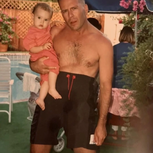 Bruce Willis’ Daughter Shares Emotional Photos That Have Fans Saying the Same Thing Bruce Willis’ Daughter Shares Emotional Photos That Have Fans Saying the Same Thing