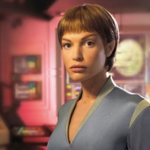 Jolene Blalock’s Brilliant Portrayal of T’Pol in Star Trek: Enterprise